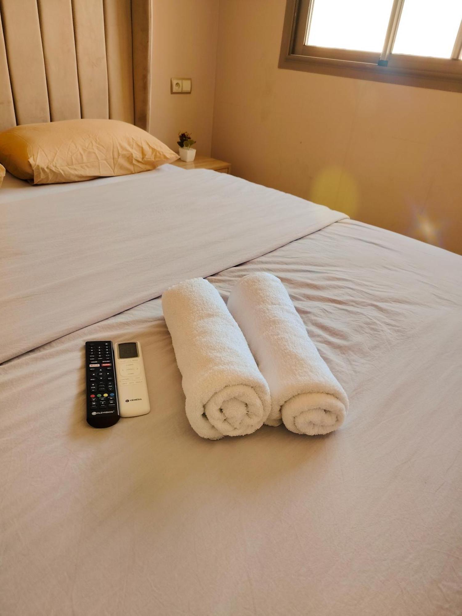 Super Apartement Totalement Neuf A Cote De Marjane Avec La Climatisation Et Wifi Tangier Exterior photo